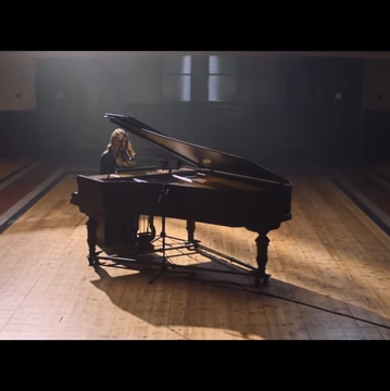Freya Ridings – Lost Without You